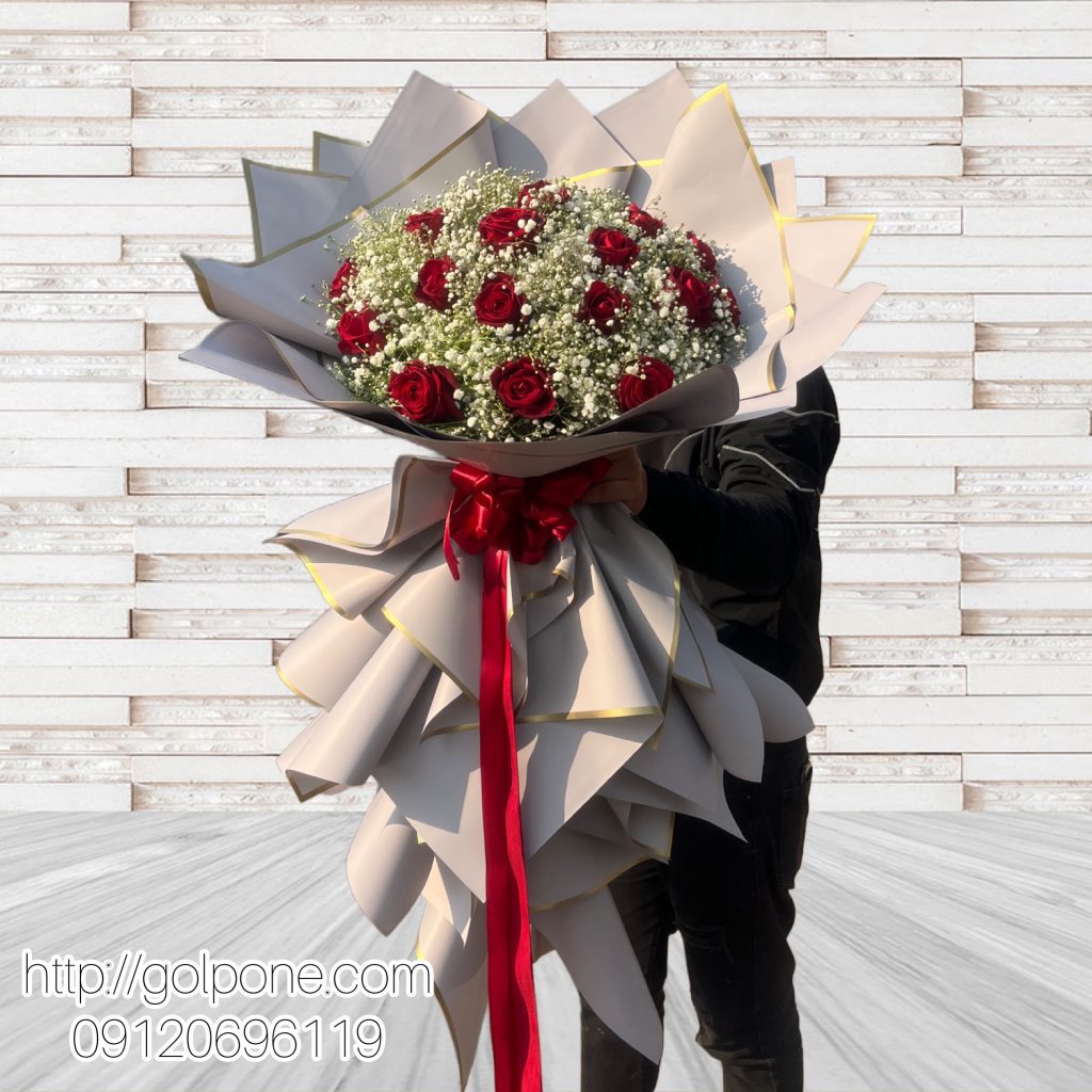 دسته گل رز و عروس